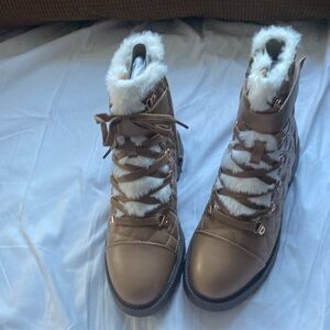 Lace-Up Bootie - Light Tan